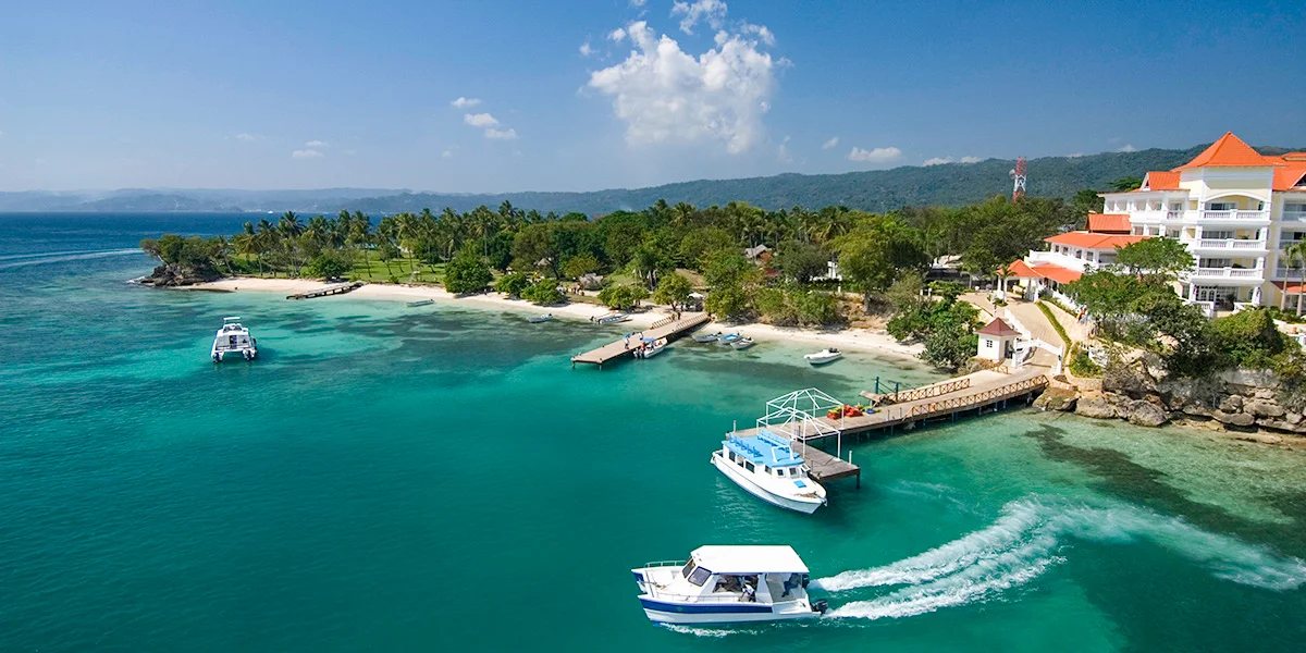 Boats at a jetty on Cayo Levantado